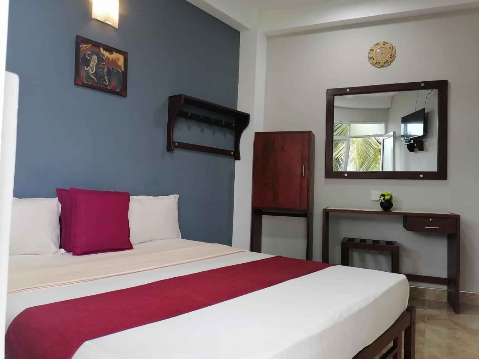 Mountain View Hotel Kandy Exterior photo